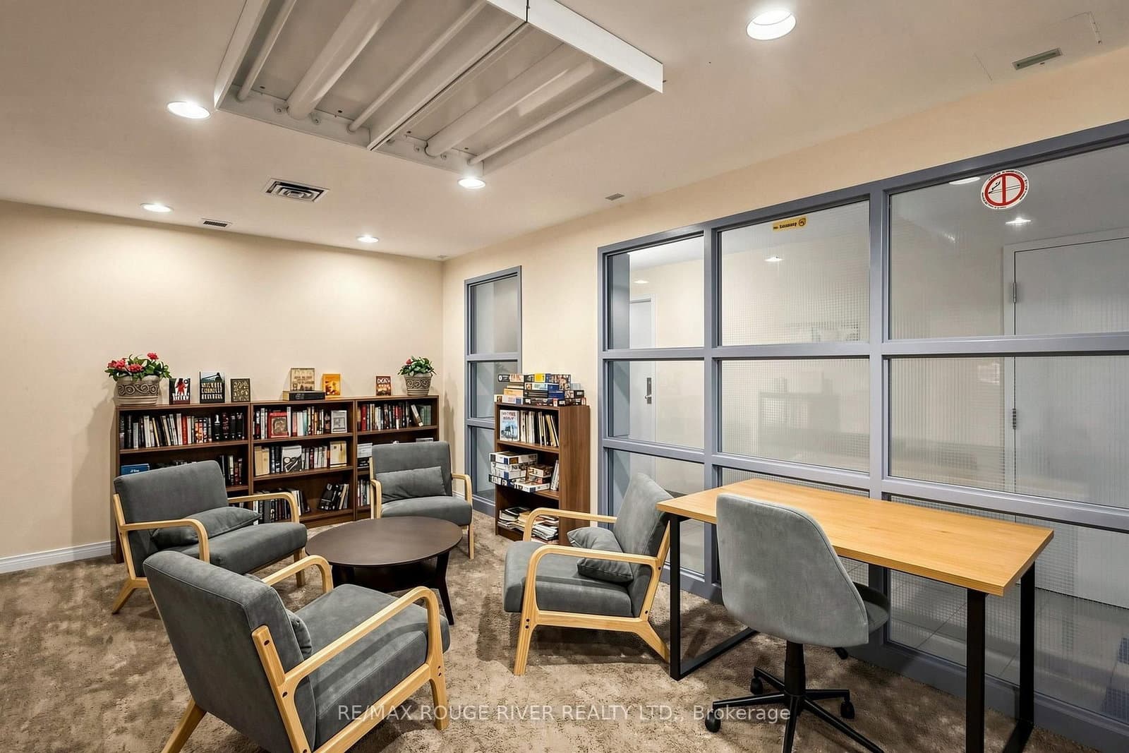 90 Dale Avenue, Unit 1603 thumbnail 3
