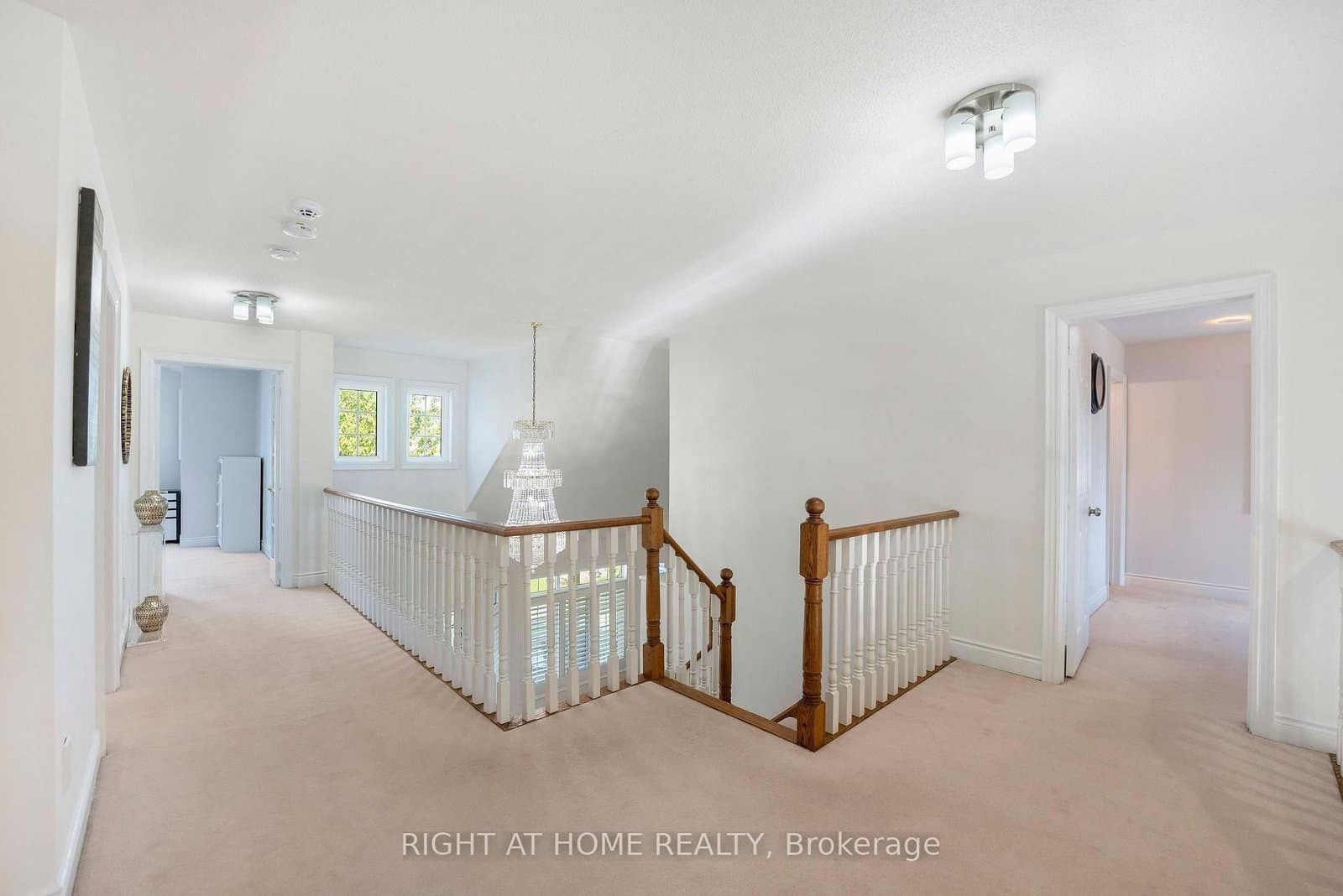 1048 Mcquay Boulevard thumbnail 22