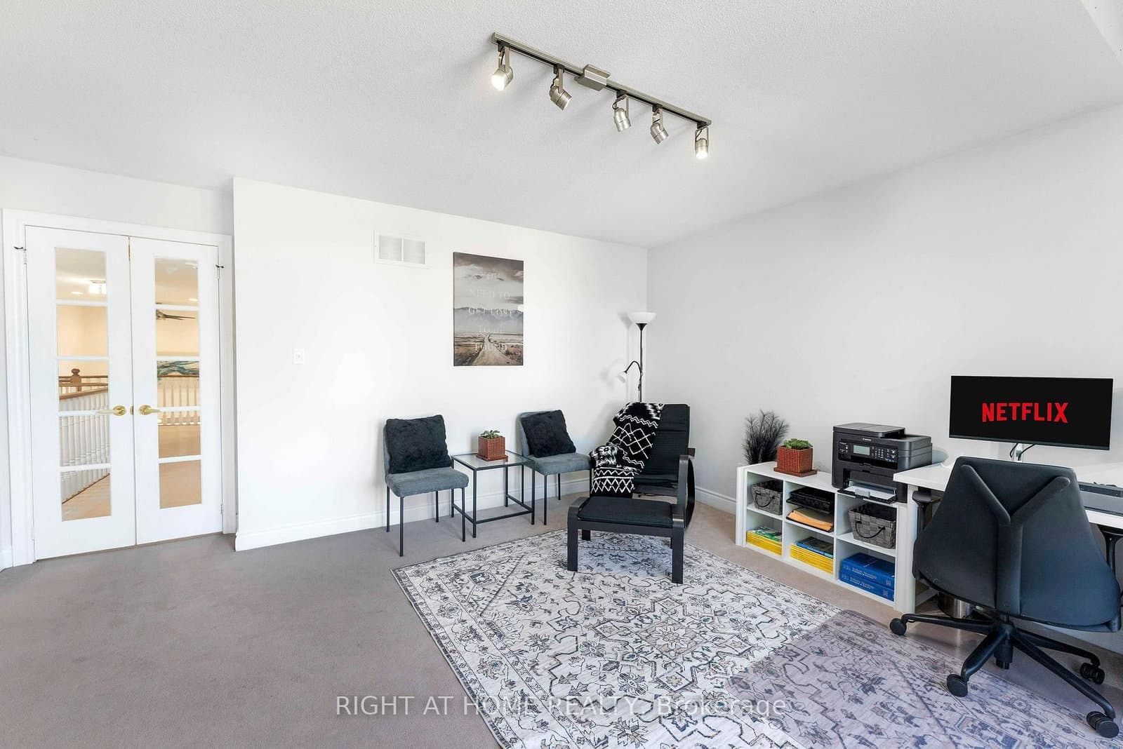 1048 Mcquay Boulevard thumbnail 32
