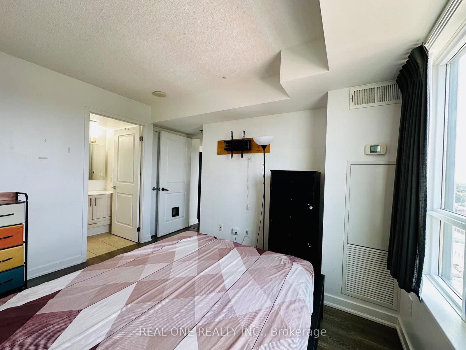 185 Bonis Avenue, Unit 1506 thumbnail 12