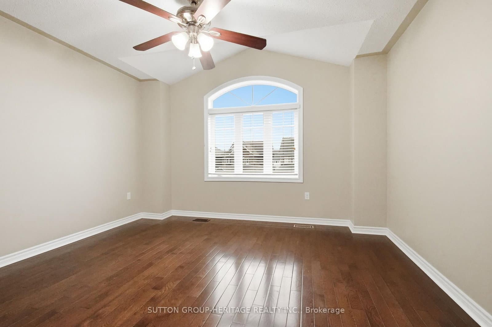 16 Shrewsbury Drive thumbnail 35