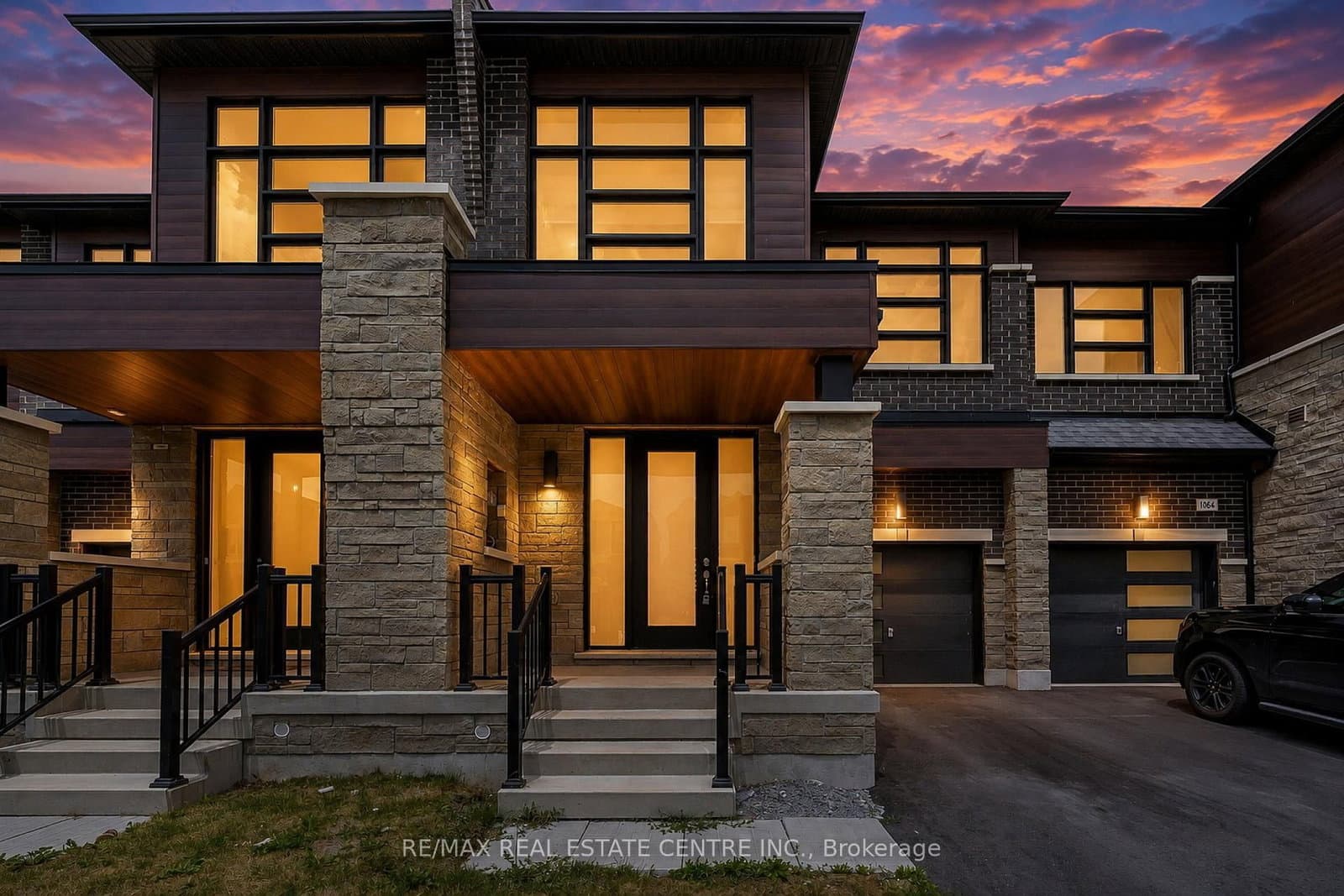 1062 Skyridge Boulevard thumbnail 2