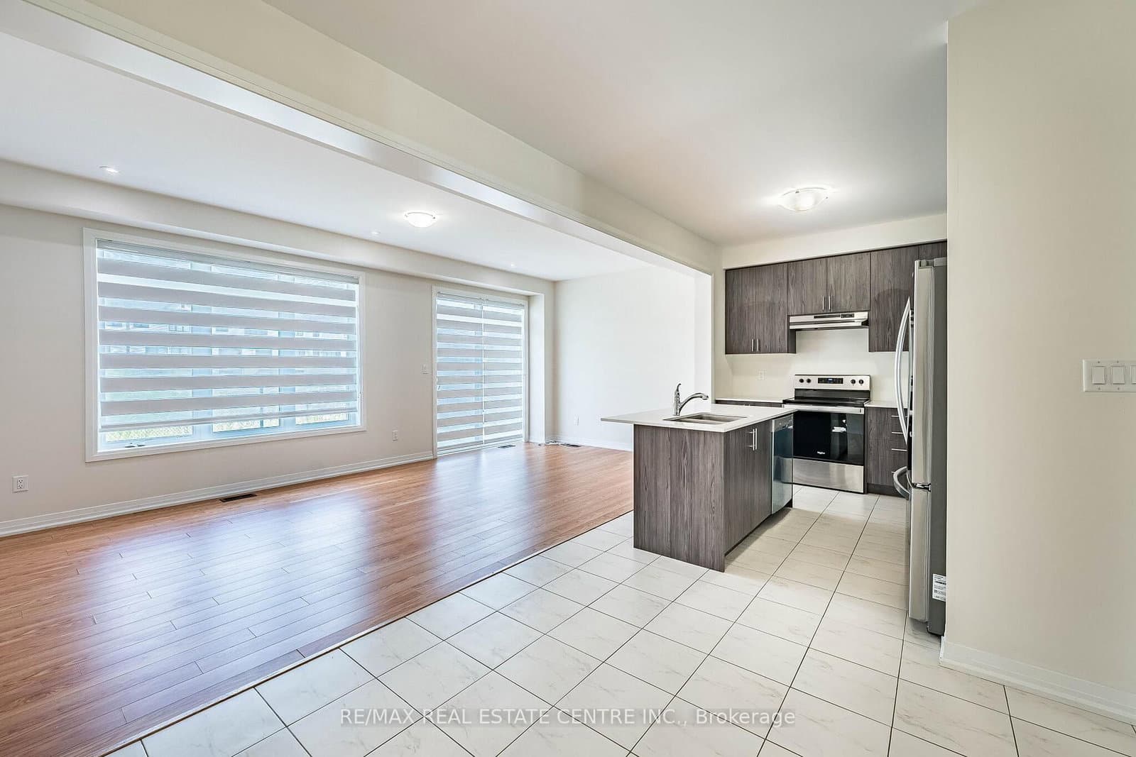 1062 Skyridge Boulevard thumbnail 9