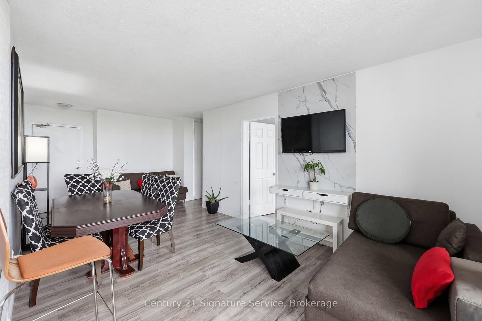1250 Bridletowne Circle, Unit 610 thumbnail 10