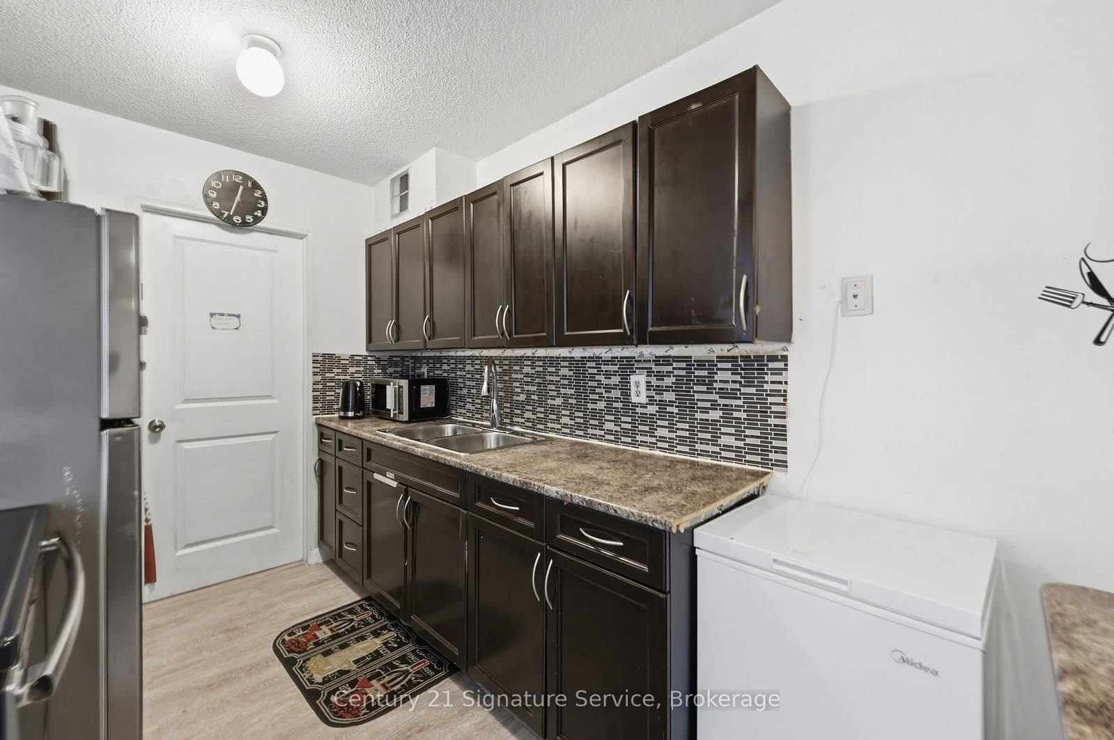 1250 Bridletowne Circle, Unit 610 thumbnail 14