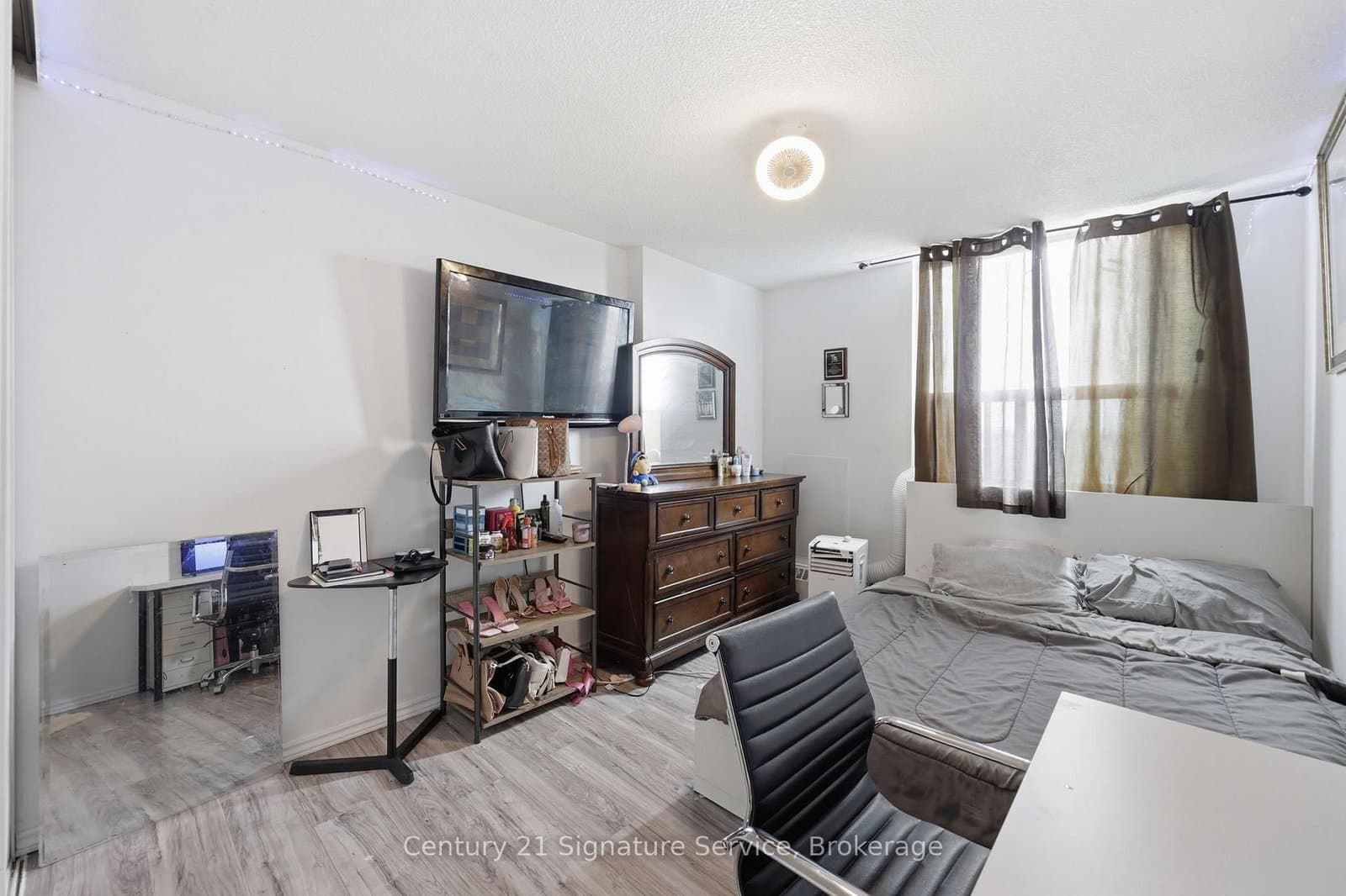 1250 Bridletowne Circle, Unit 610 thumbnail 19