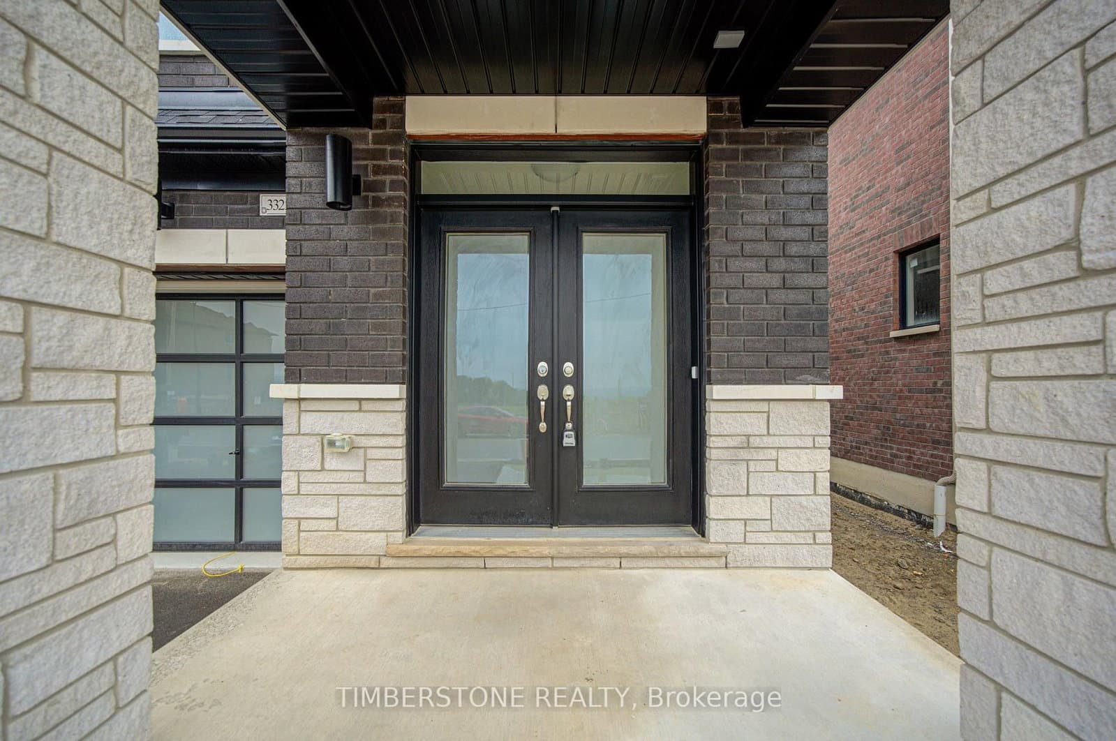 3322 Sandalwood Road thumbnail 4