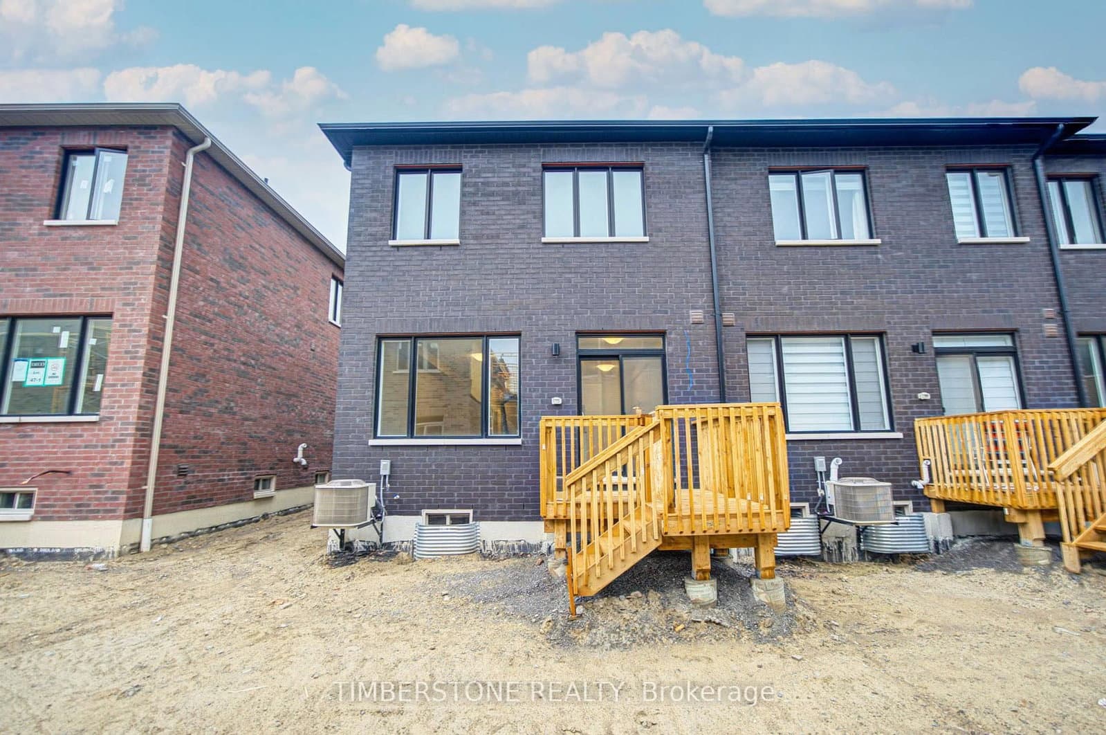 3322 Sandalwood Road thumbnail 43