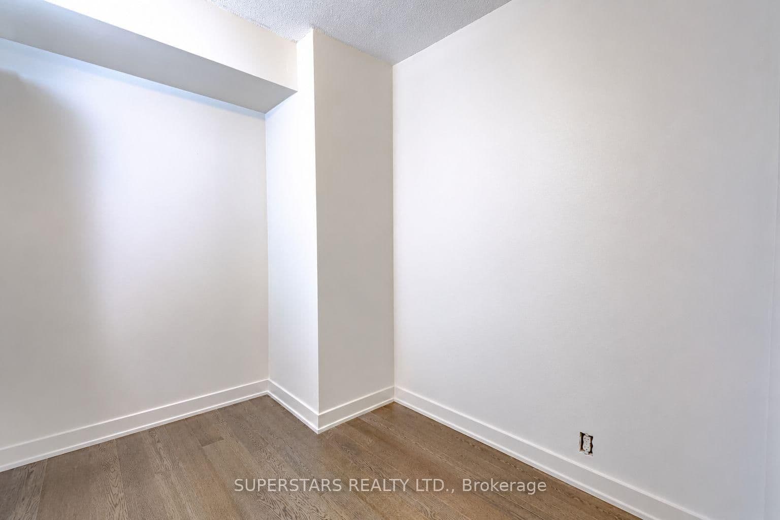 185 Bonis Avenue, Unit 1511 thumbnail 12