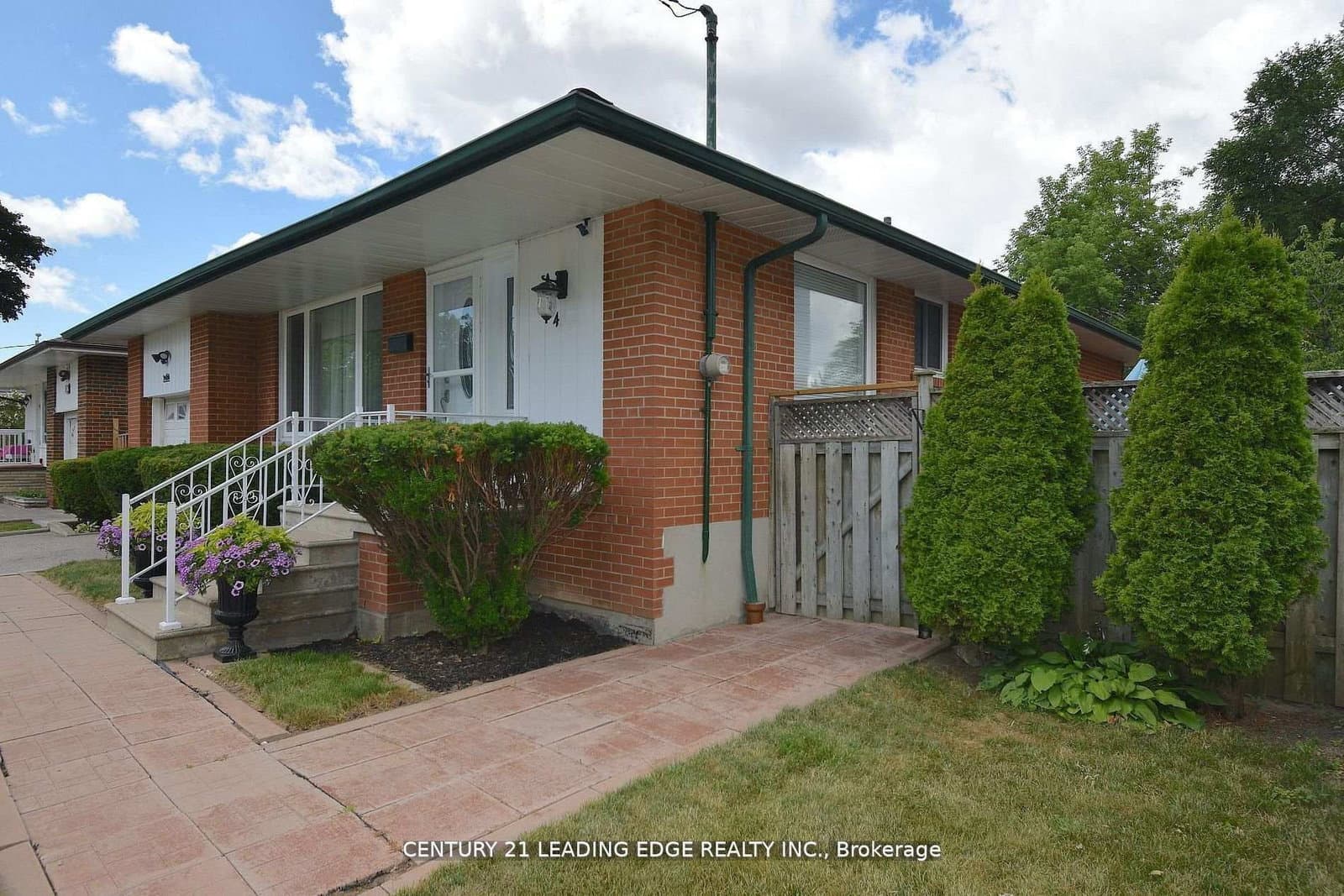 84 Allanford Road - Image 1