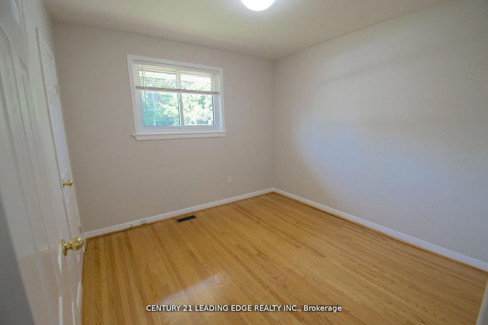 84 Allanford Road thumbnail 32