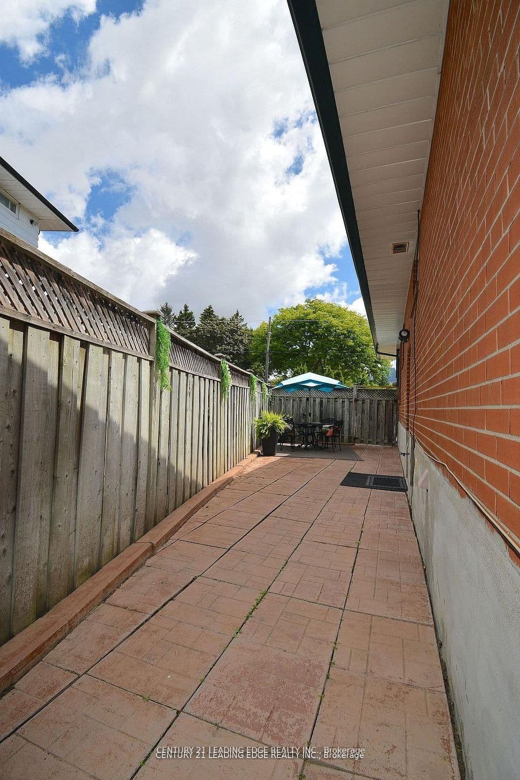 84 Allanford Road thumbnail 5
