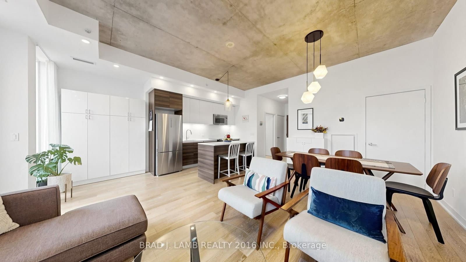 1238 Dundas Street E, Unit TH102 thumbnail 2