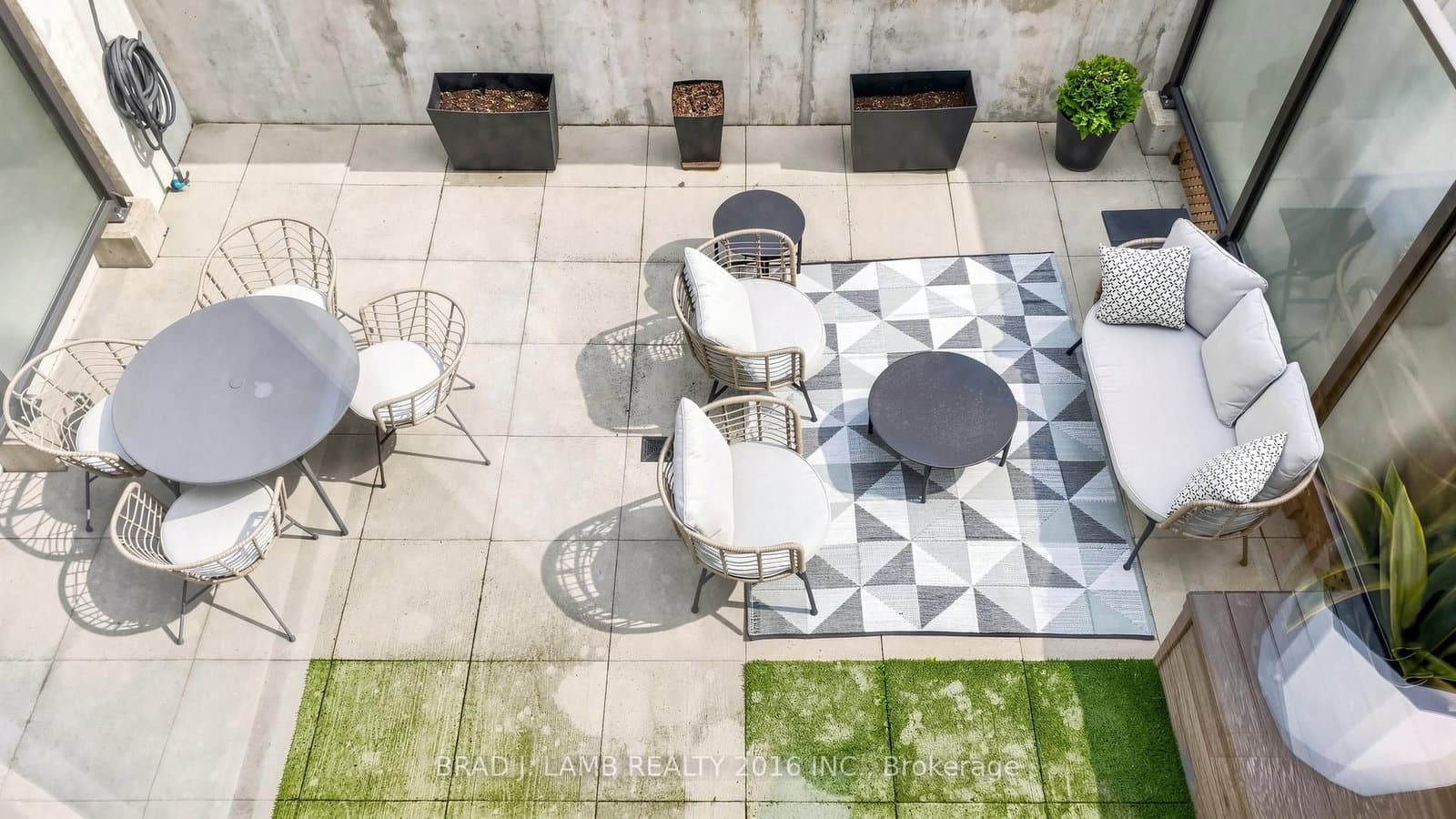 1238 Dundas Street E, Unit TH102 thumbnail 4