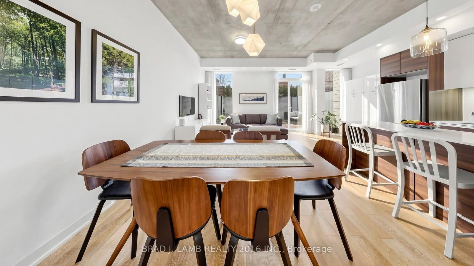 1238 Dundas Street E, Unit TH102 thumbnail 5