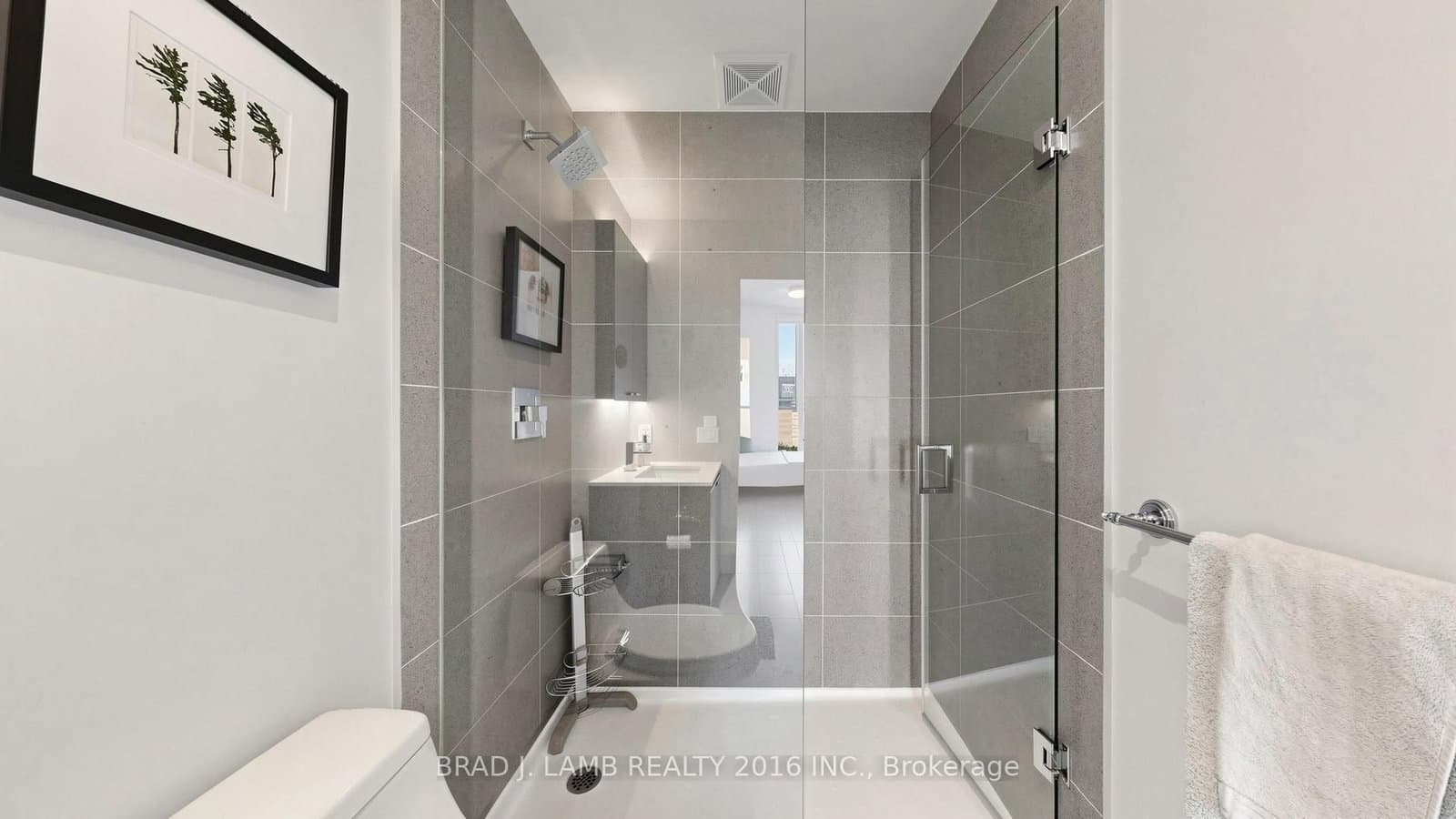 1238 Dundas Street E, Unit TH102 thumbnail 9