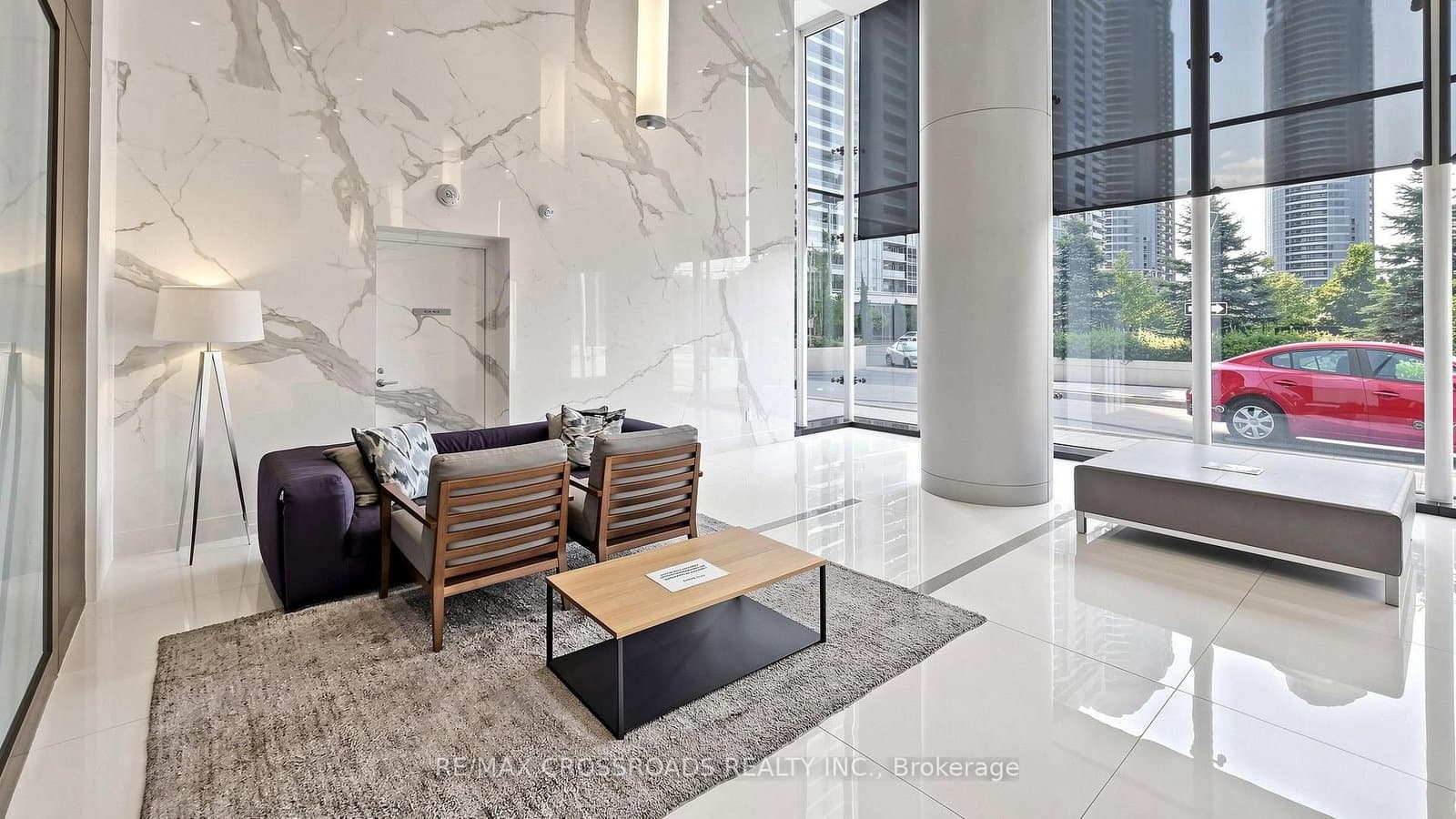 275 Village Green Square, Unit 525 thumbnail 7