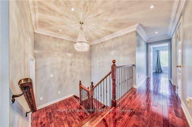 135 Rushworth Drive thumbnail 10