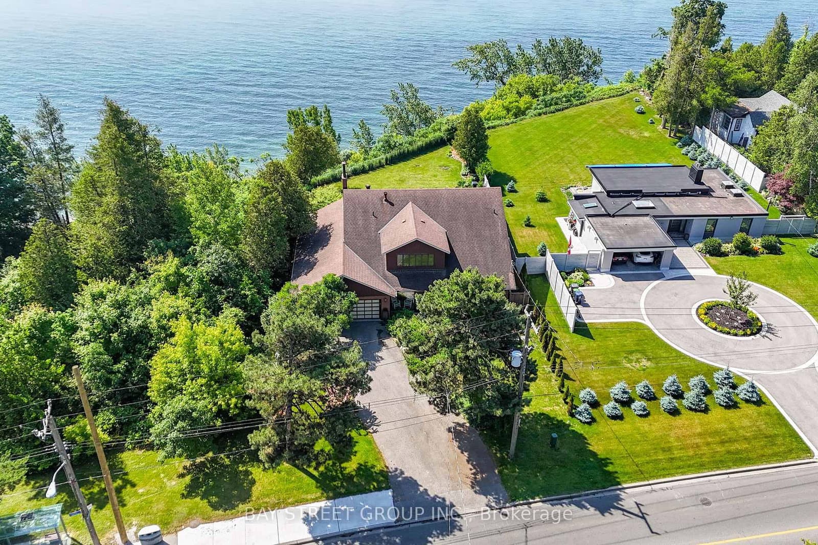 441 Guildwood Parkway thumbnail 2