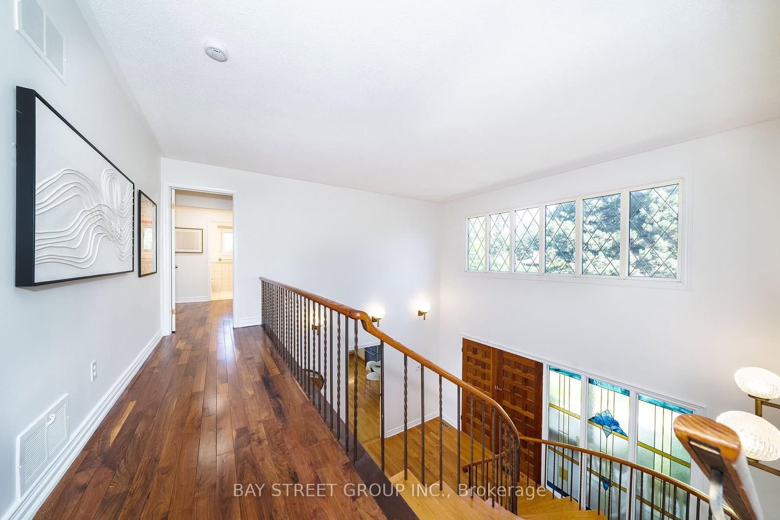 441 Guildwood Parkway thumbnail 23
