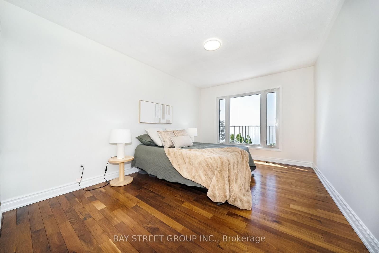441 Guildwood Parkway thumbnail 26
