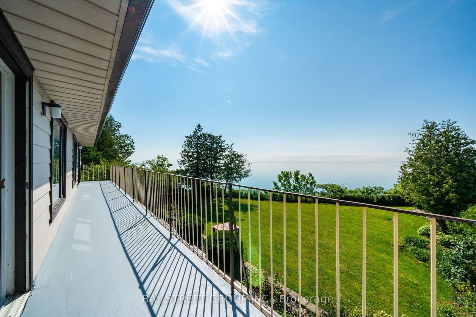 441 Guildwood Parkway thumbnail 34