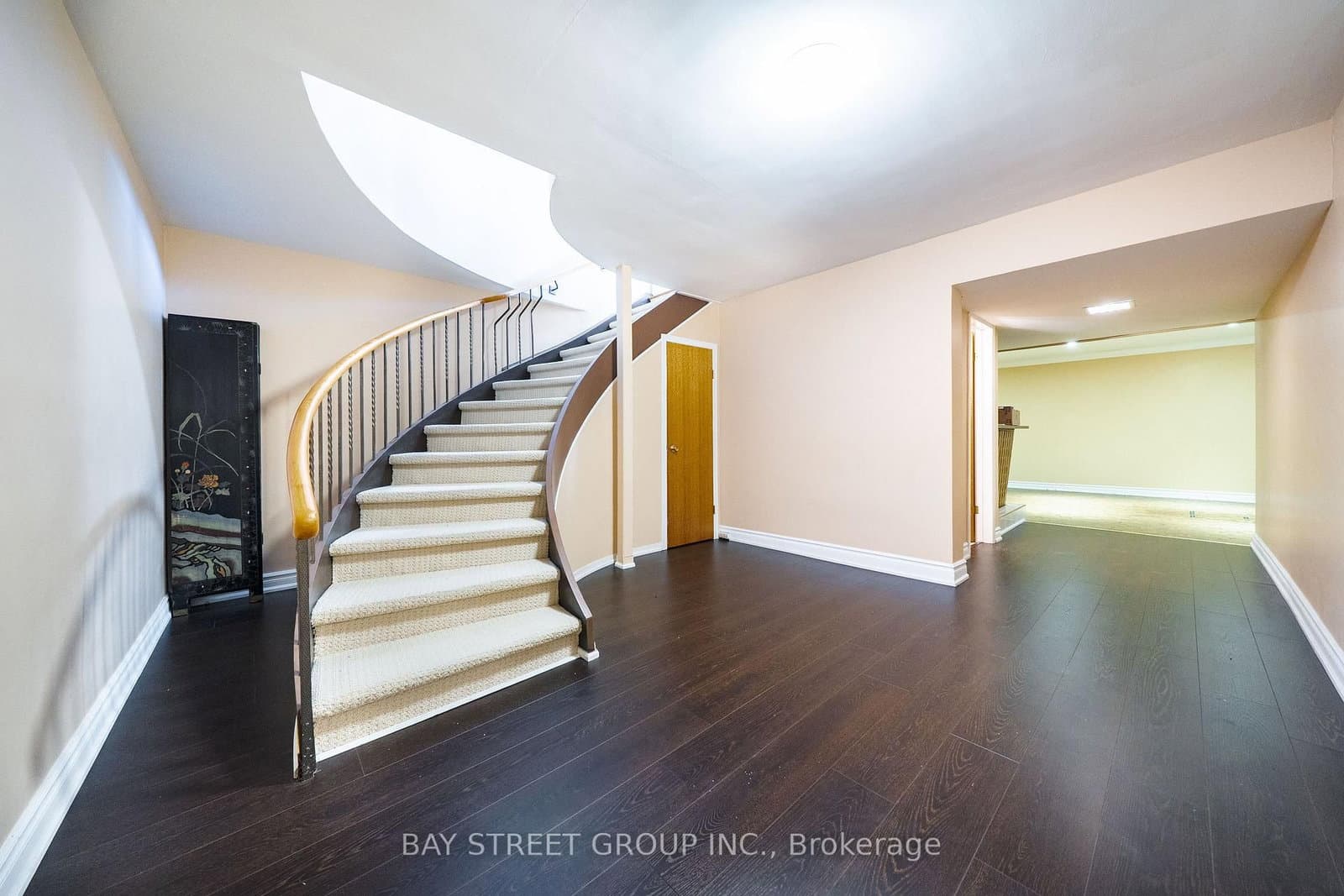 441 Guildwood Parkway thumbnail 37