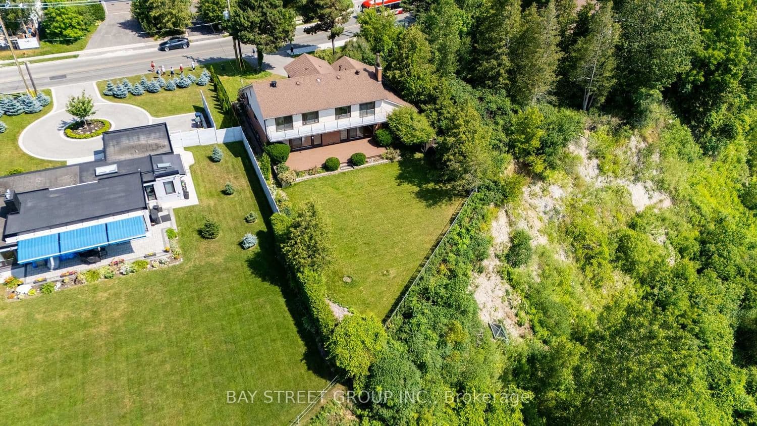441 Guildwood Parkway thumbnail 50
