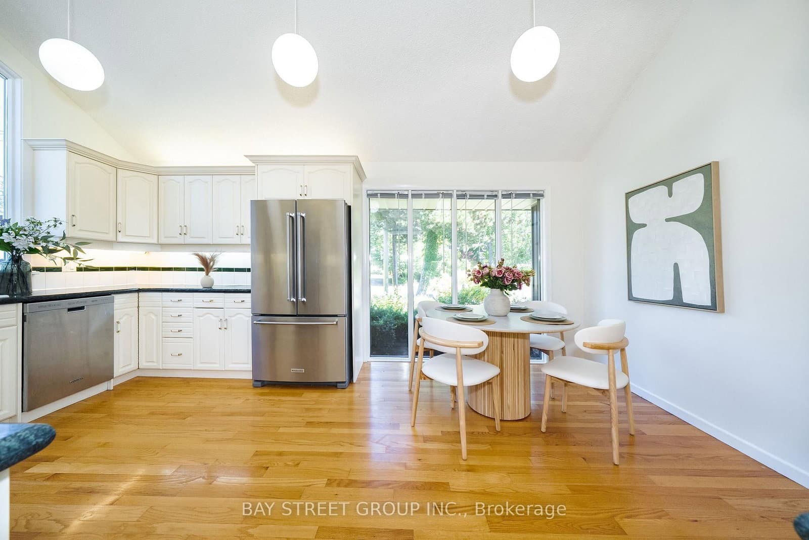 441 Guildwood Parkway thumbnail 9