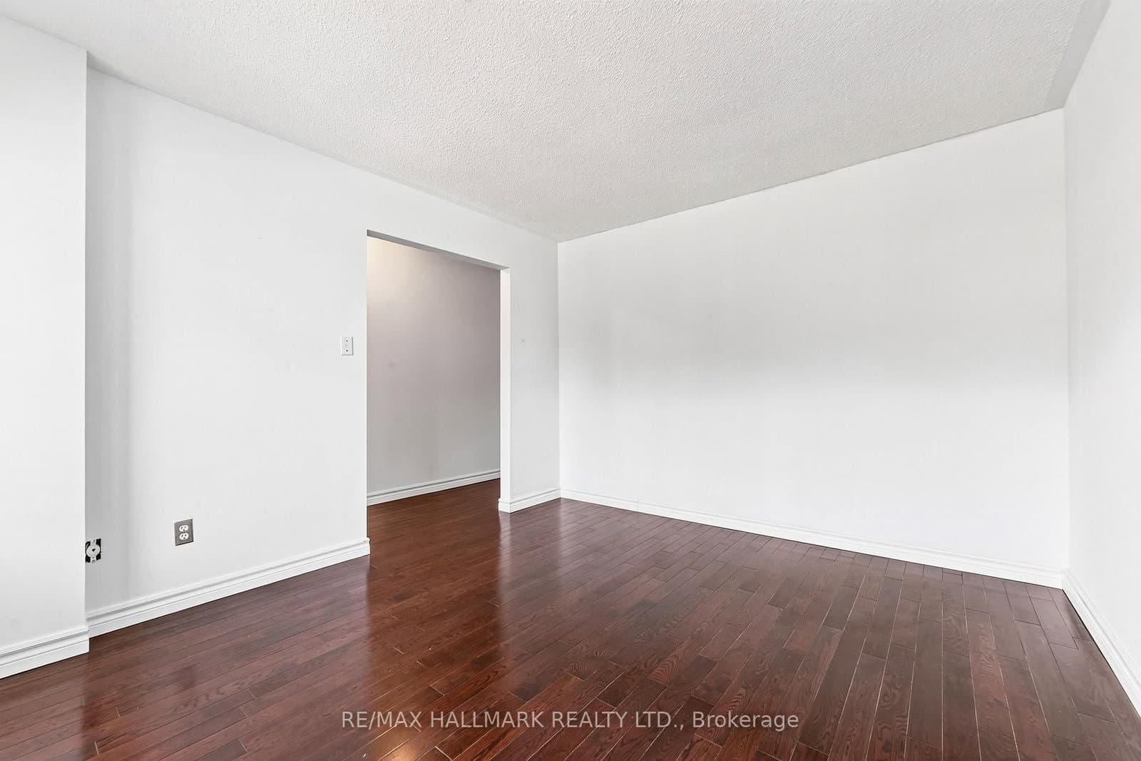 402 Kingston Road, Unit MAIN thumbnail 10