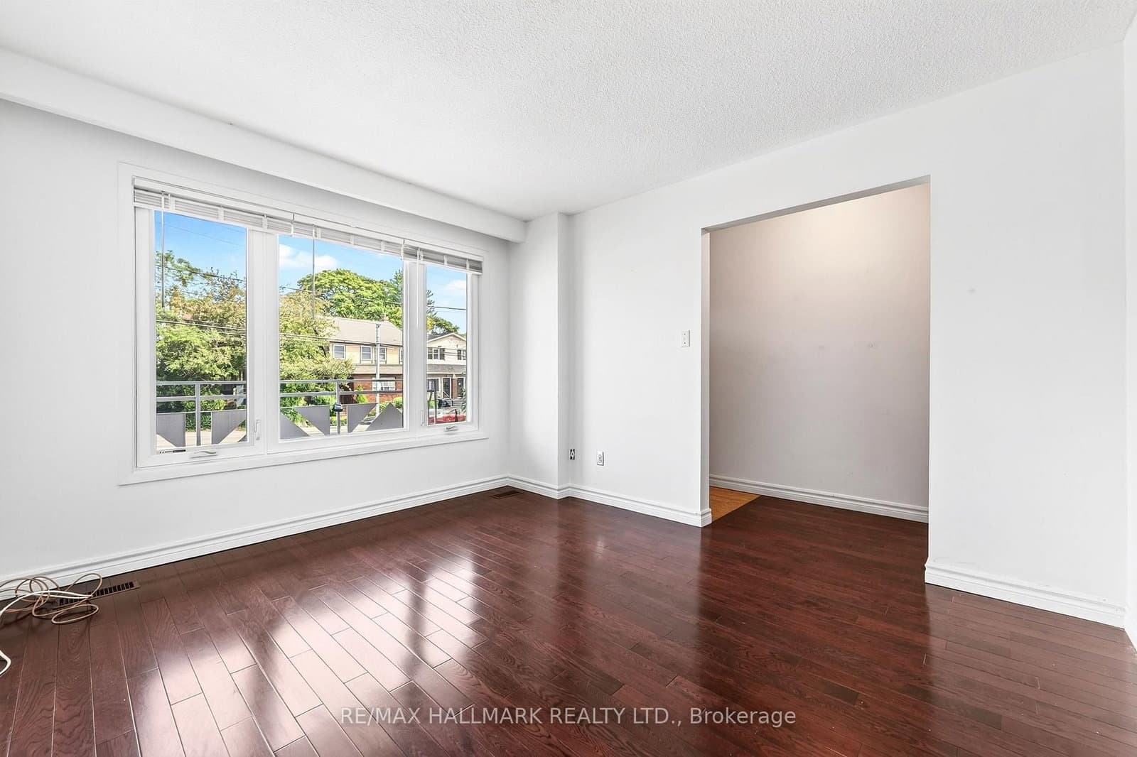 402 Kingston Road, Unit MAIN thumbnail 12