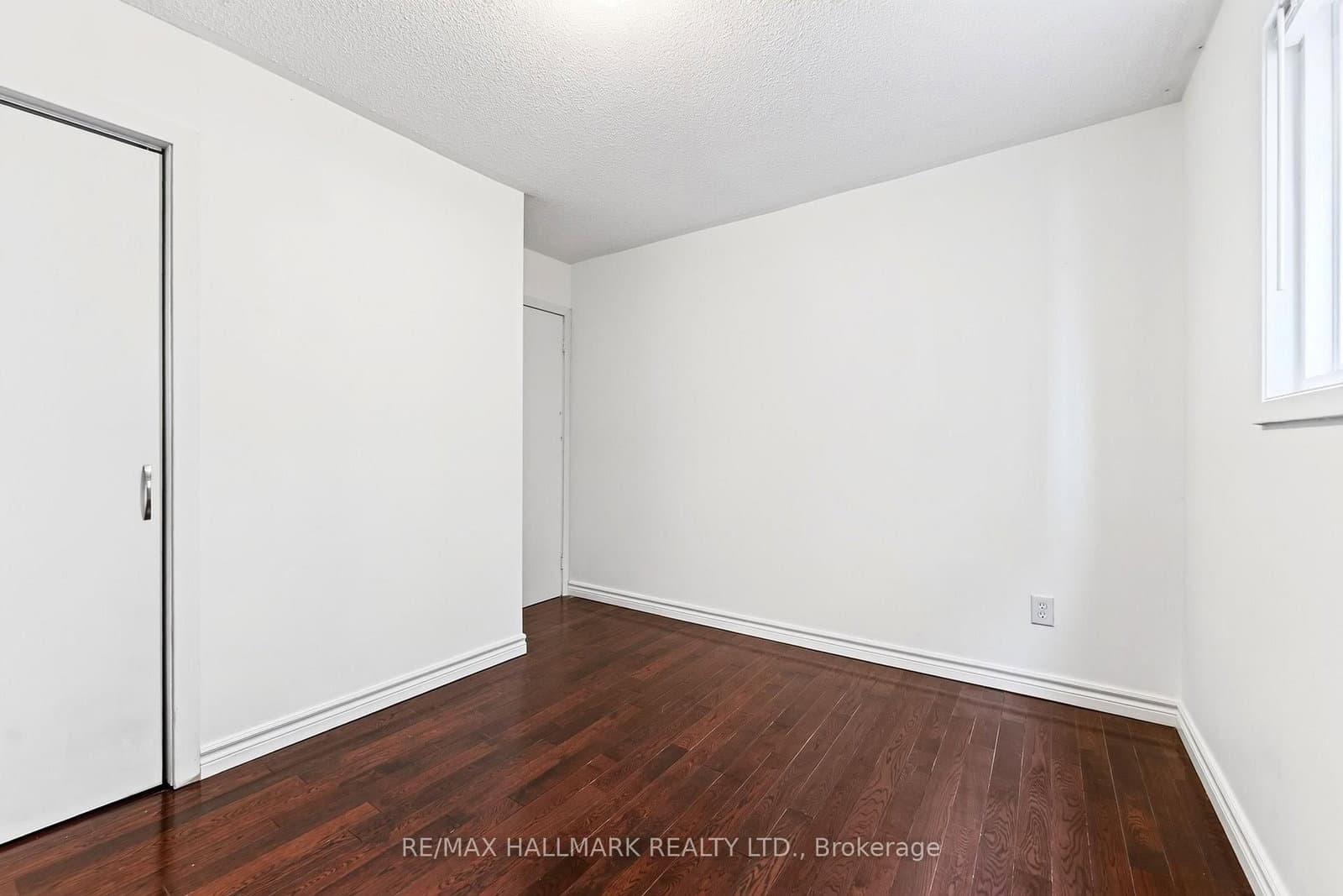402 Kingston Road, Unit MAIN thumbnail 14