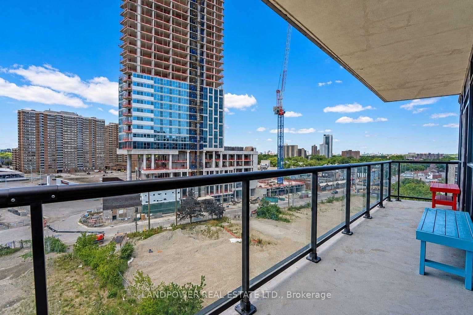 8 Trent Avenue, Unit 824 thumbnail 15