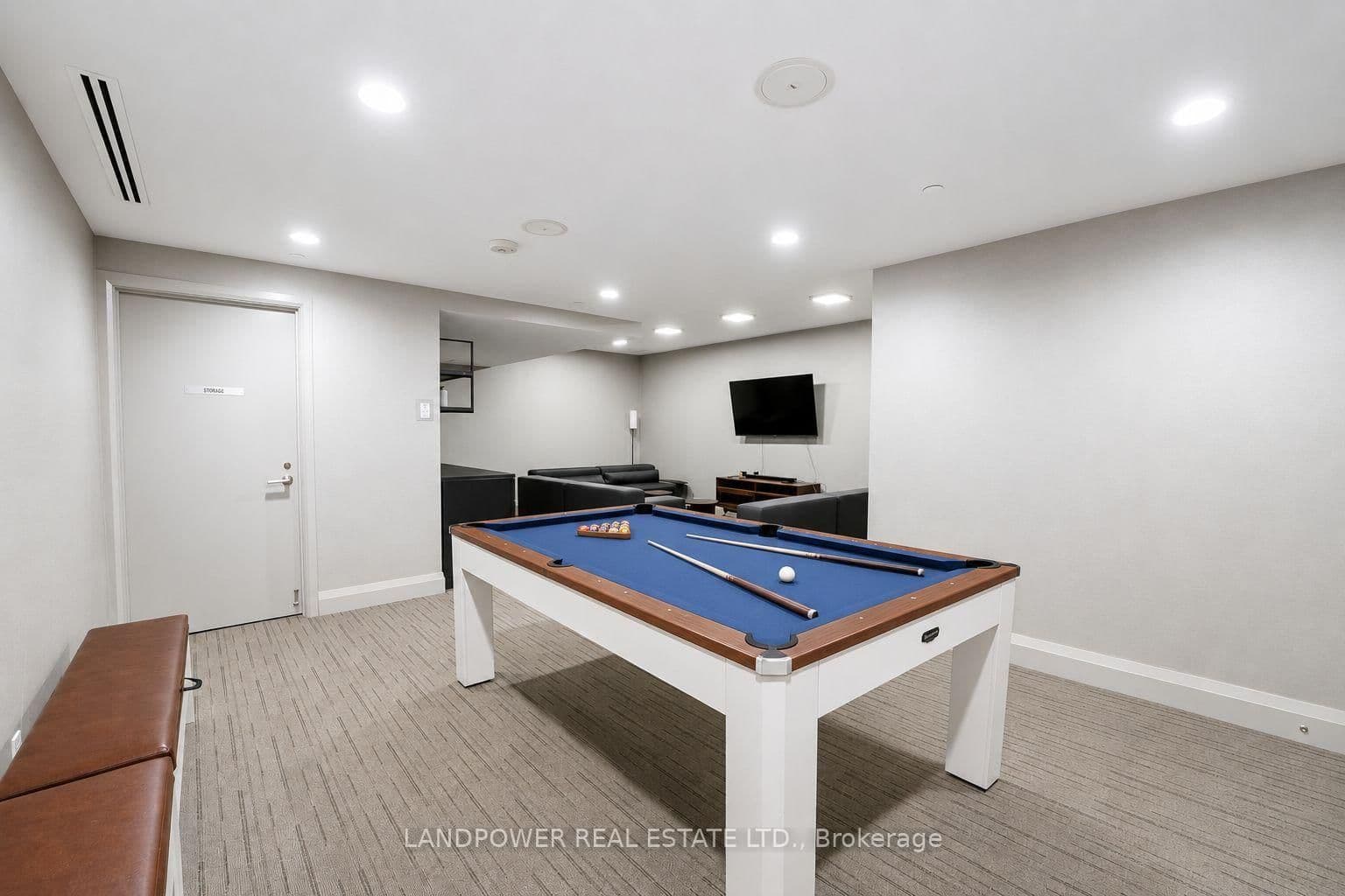 8 Trent Avenue, Unit 824 thumbnail 23