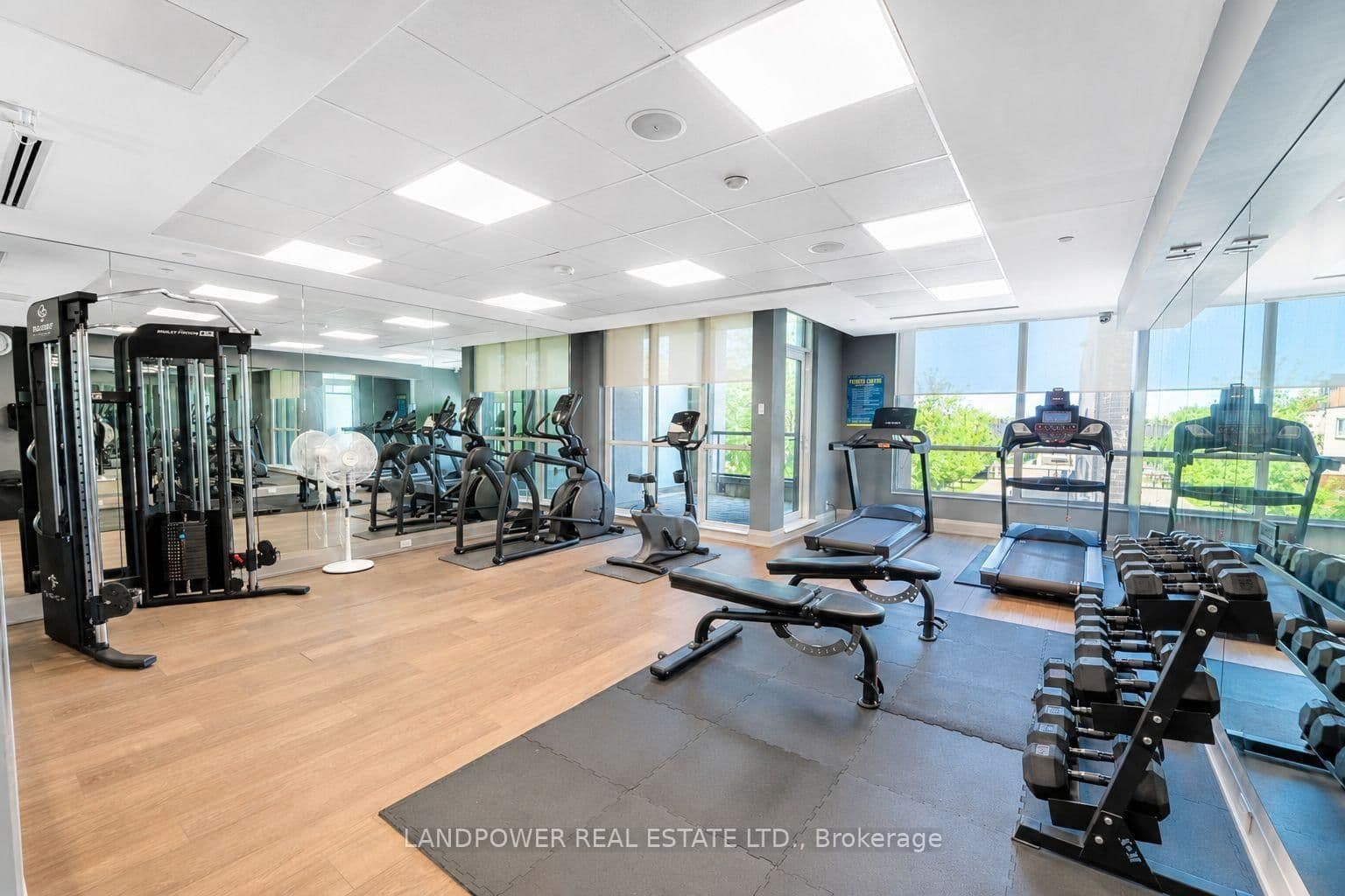 8 Trent Avenue, Unit 824 thumbnail 24