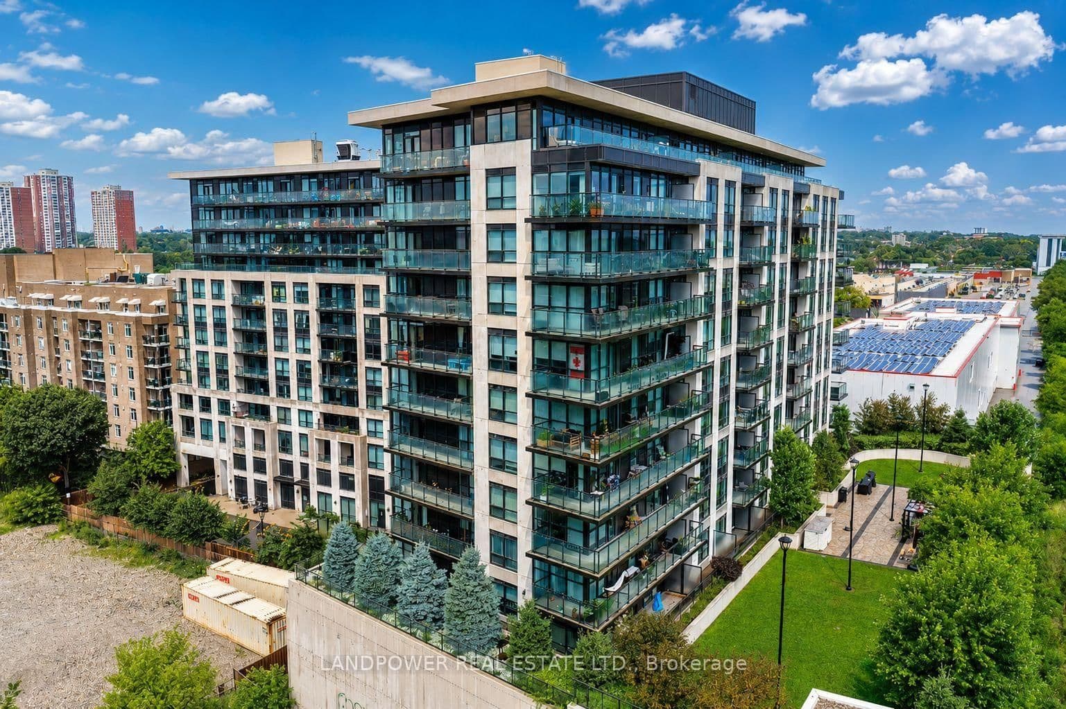 8 Trent Avenue, Unit 824 thumbnail 26