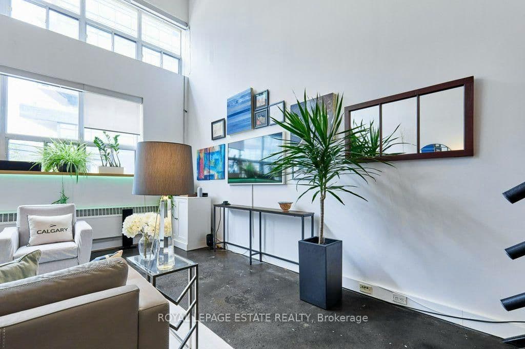 1173 Dundas Street E, Unit 217 thumbnail 17