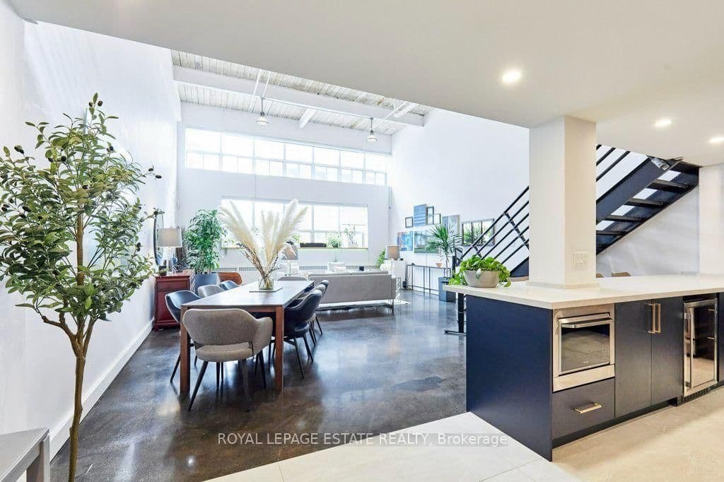 1173 Dundas Street E, Unit 217 thumbnail 3