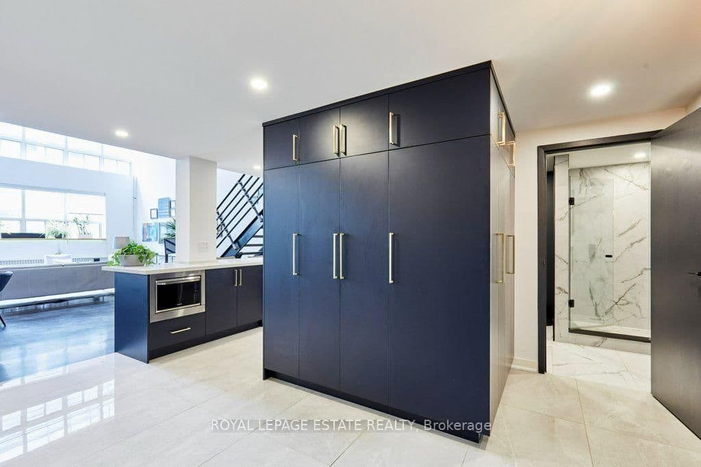 1173 Dundas Street E, Unit 217 thumbnail 8
