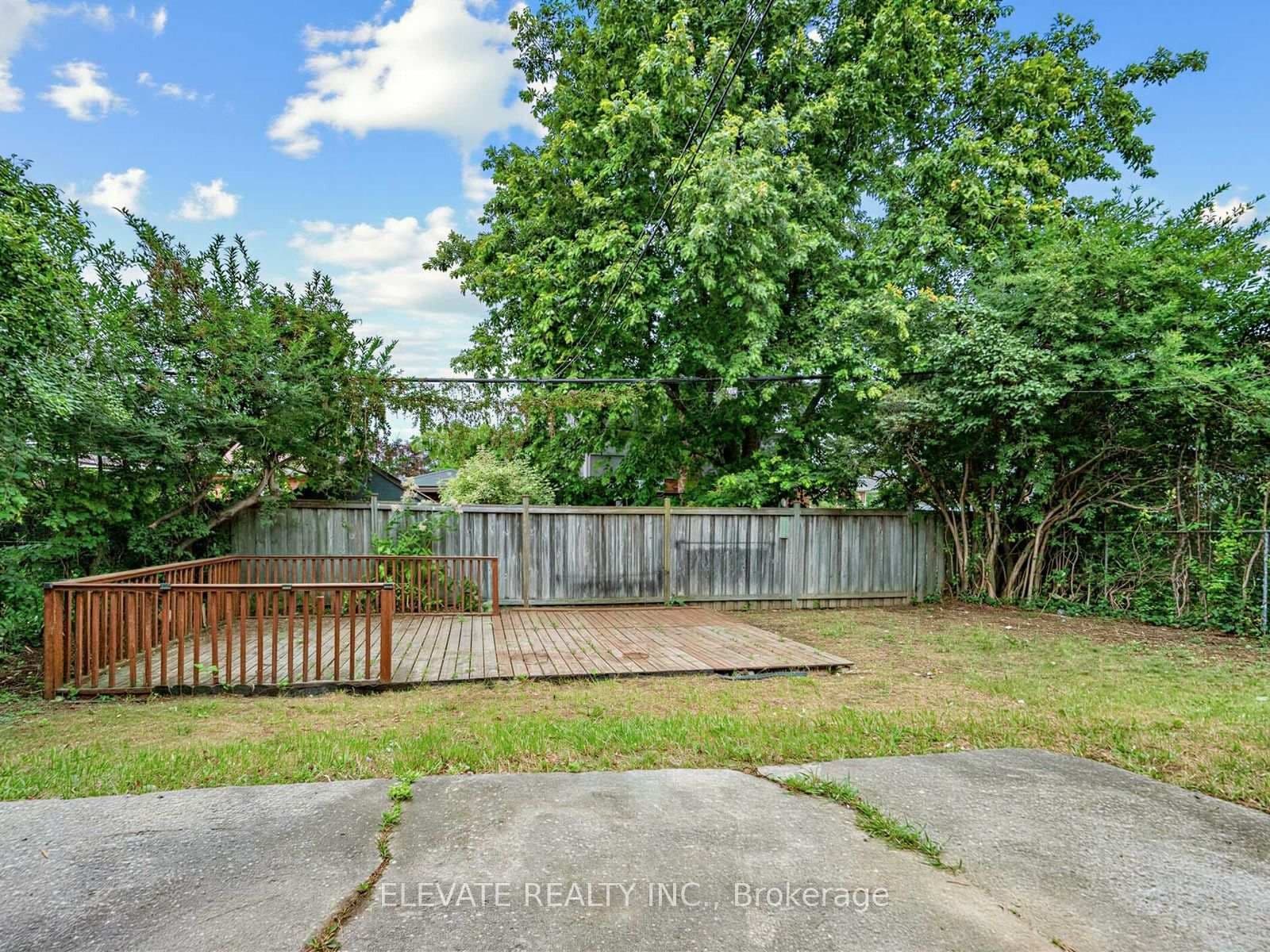 730 Danforth Road thumbnail 32