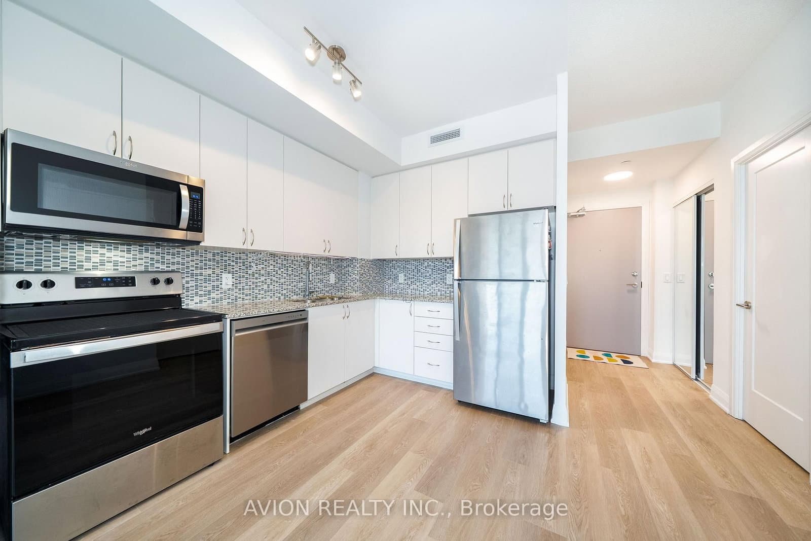 3220 Sheppard Avenue E, Unit 212 thumbnail 6