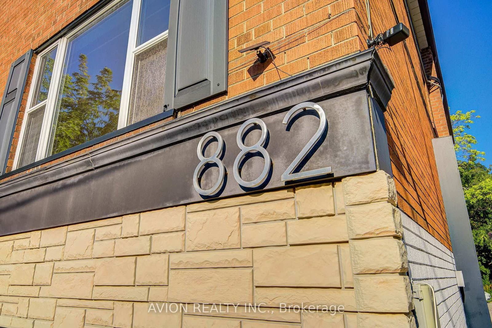 882 Broadview Avenue, Unit Unit 3 thumbnail 2