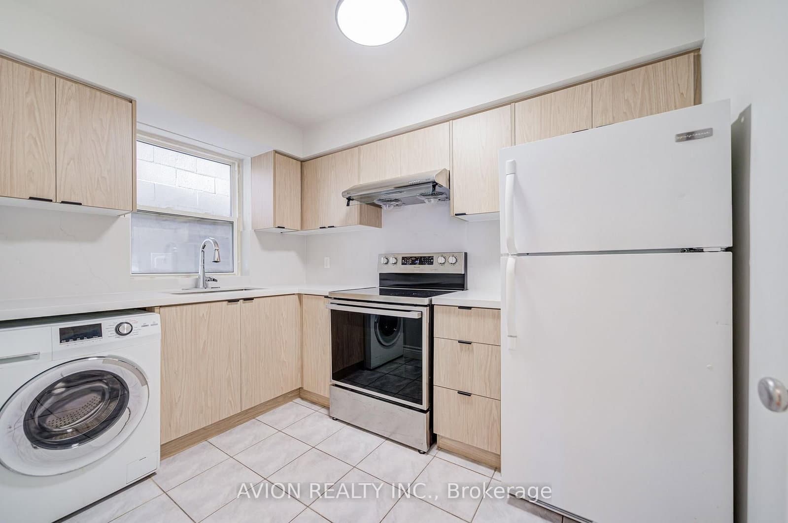 882 Broadview Avenue, Unit Unit 3 thumbnail 20