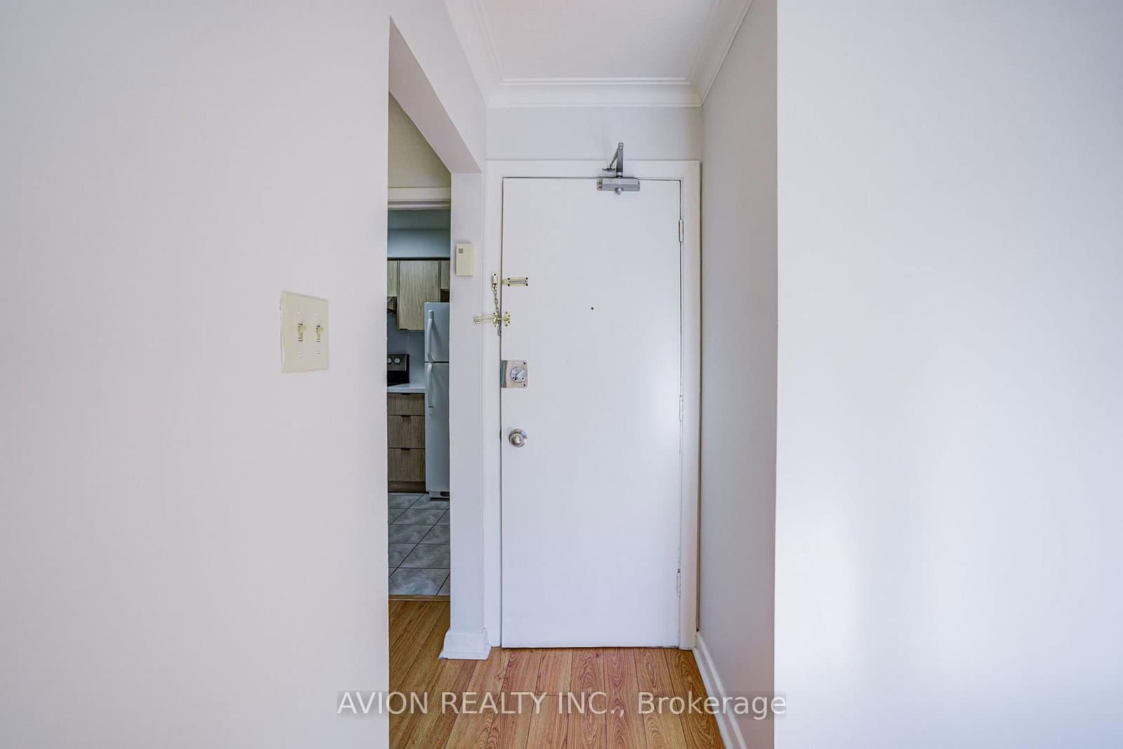 882 Broadview Avenue, Unit Unit 3 thumbnail 22