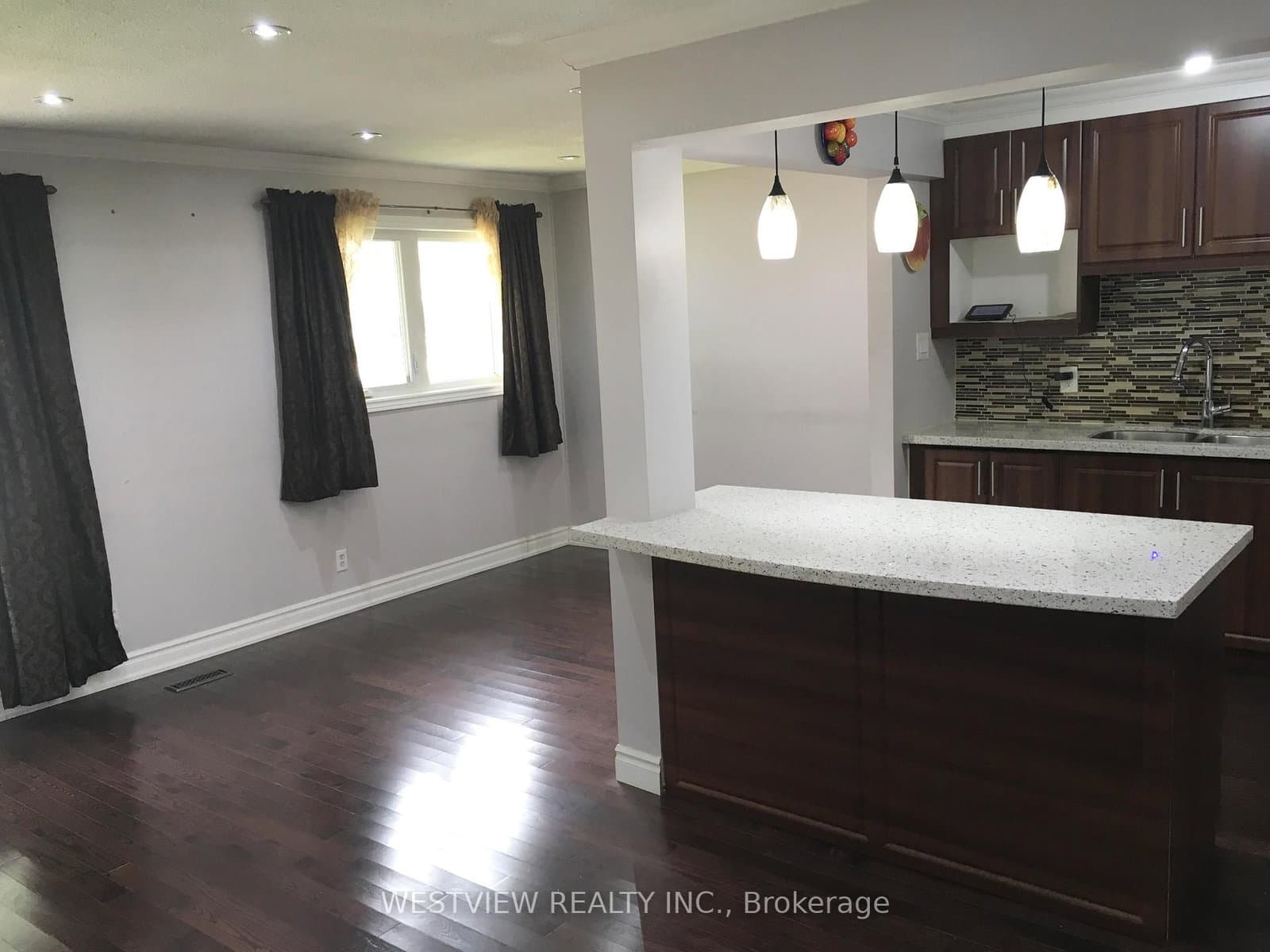 19 Coxworth Crescent thumbnail 12