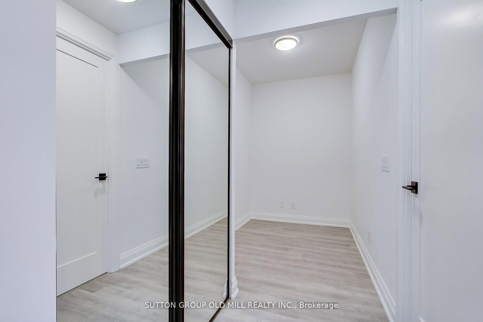 2369 Danforth Avenue, Unit 516 thumbnail 14