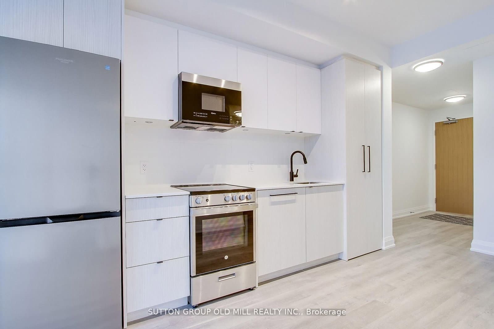 2369 Danforth Avenue, Unit 516 thumbnail 5
