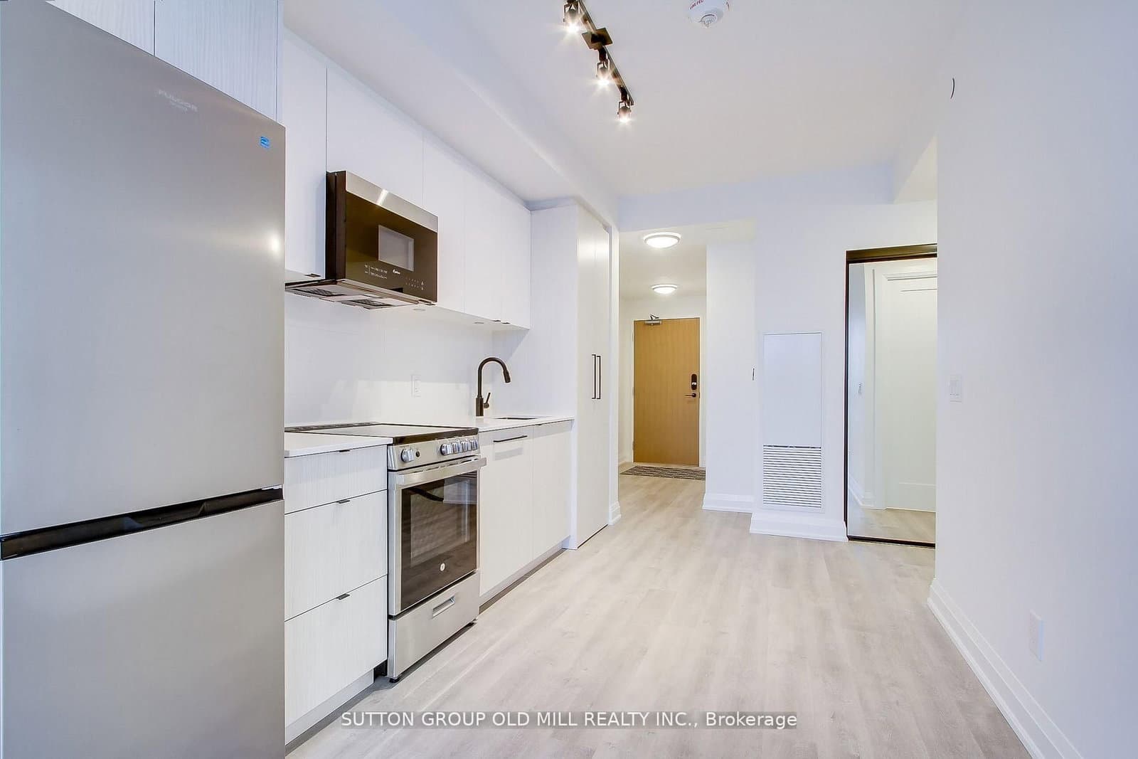 2369 Danforth Avenue, Unit 516 thumbnail 8