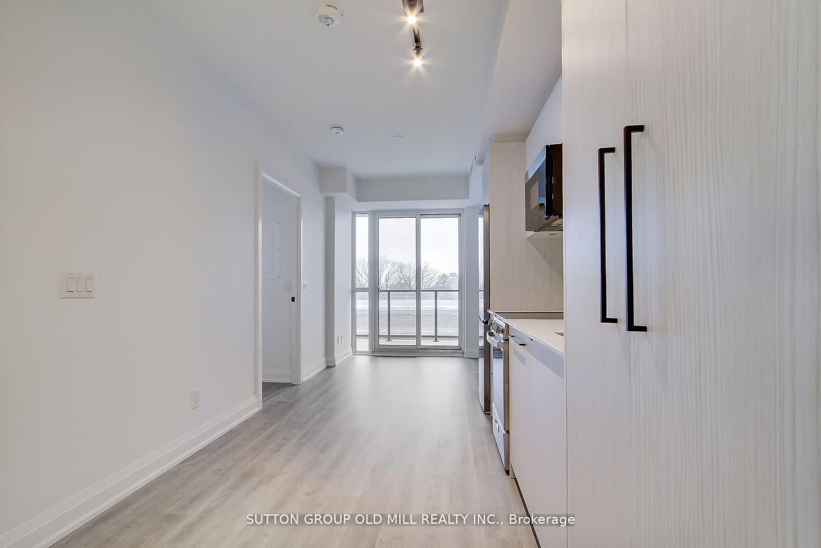 2369 Danforth Avenue, Unit 516 thumbnail 9