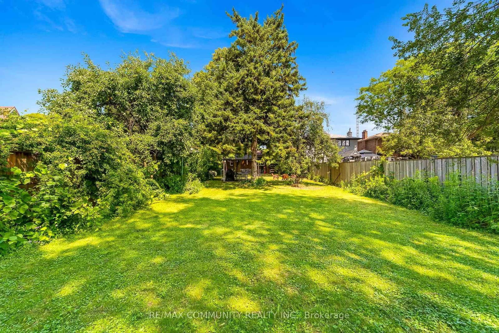 764 Brimley Road thumbnail 44